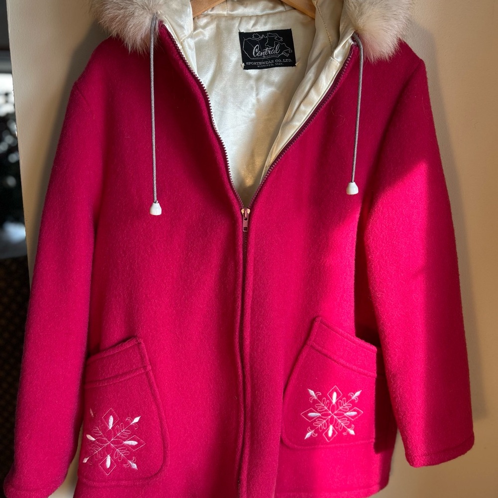 Vintage Pink women’s 100 percent wool with Embroidered Snowflakes fox fur hood.